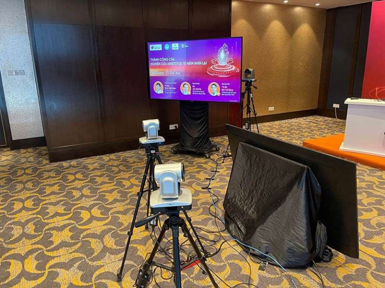 cho-thue-tivi-man-hinh-phang