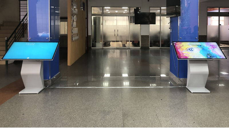 thue-chan-tivi-di-dong