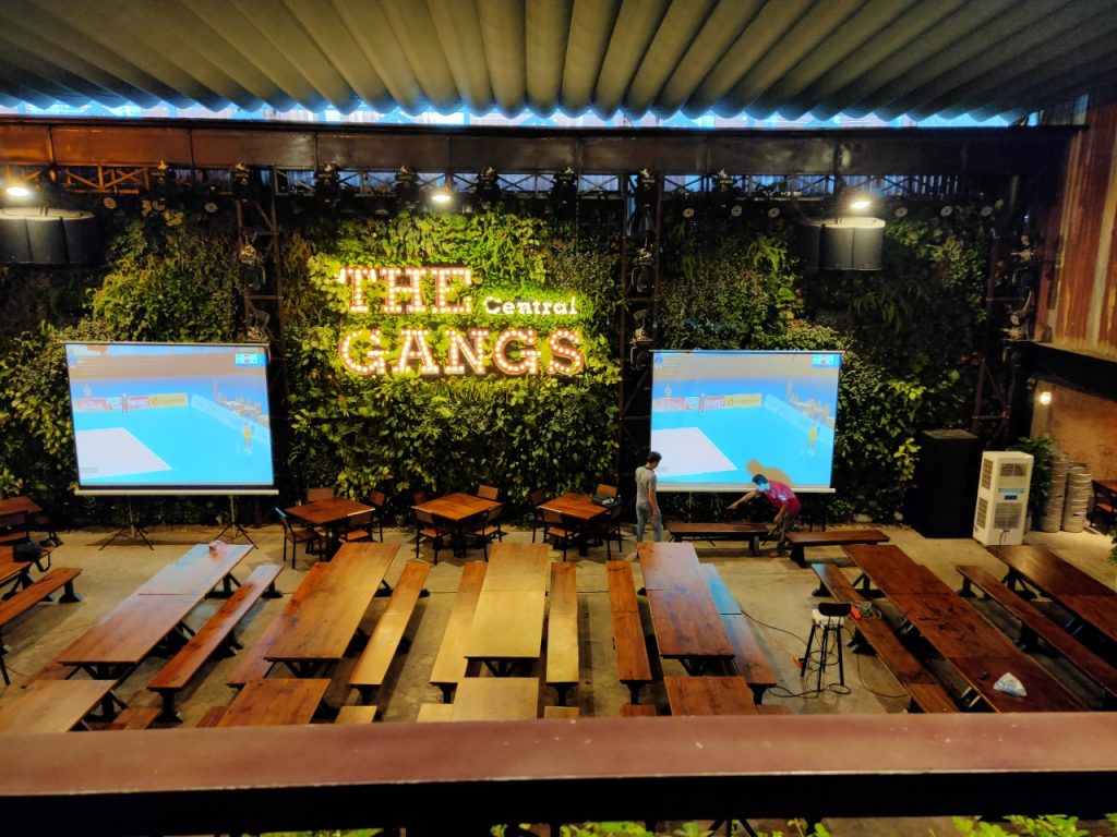 thue-may-chieu-van-phong-quan-7